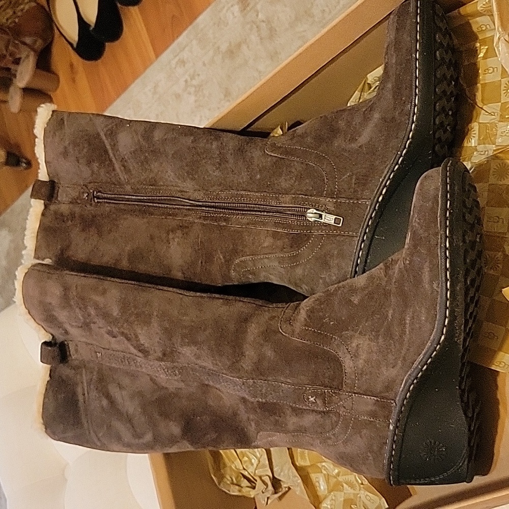 UGG Wedge Boots Size 8. Dark Brown Suede and in original box. Rarely worn.